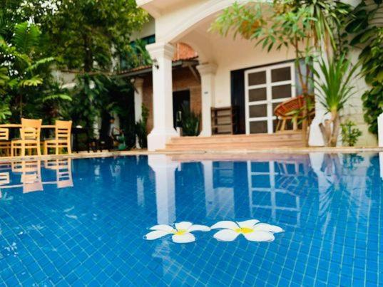 Ravoeun Angkor Boutique Hotel Siem Reap Buitenkant foto
